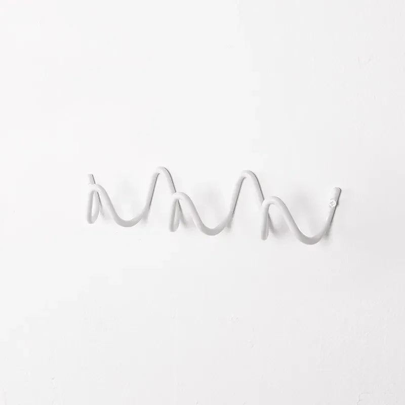 Perchero de pared de metal, diseño ondulado, con 3 o 5 ganchos, moderno | Sansoti