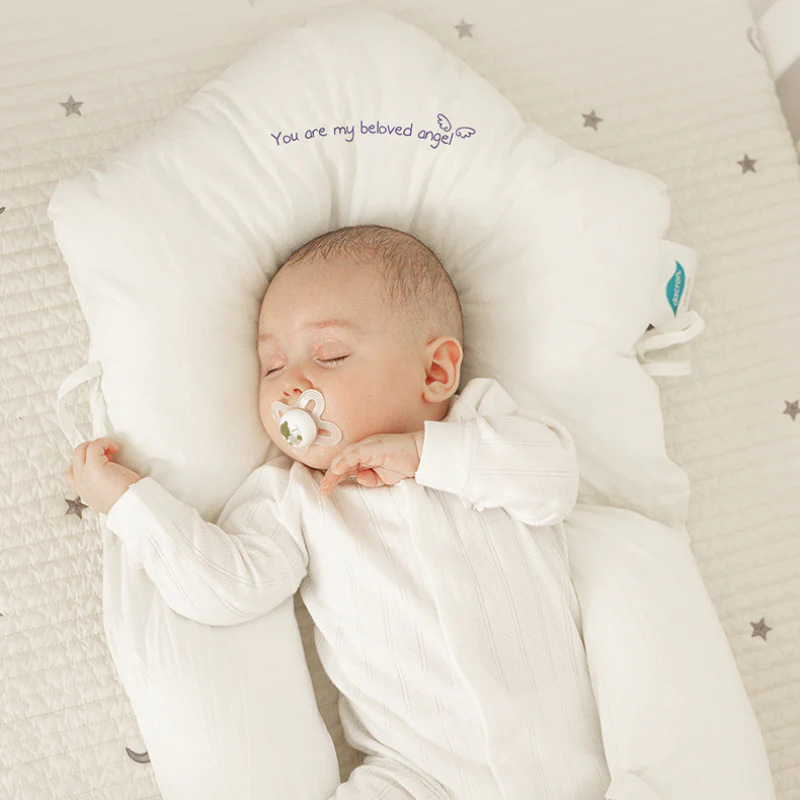 Ergonomisches Babykissen Baumwolle Memory Foam 72x42cm Kopfstütze 0-2 Jahre Wiegenkissen Hypoallergen Neugeborene | Sansoti