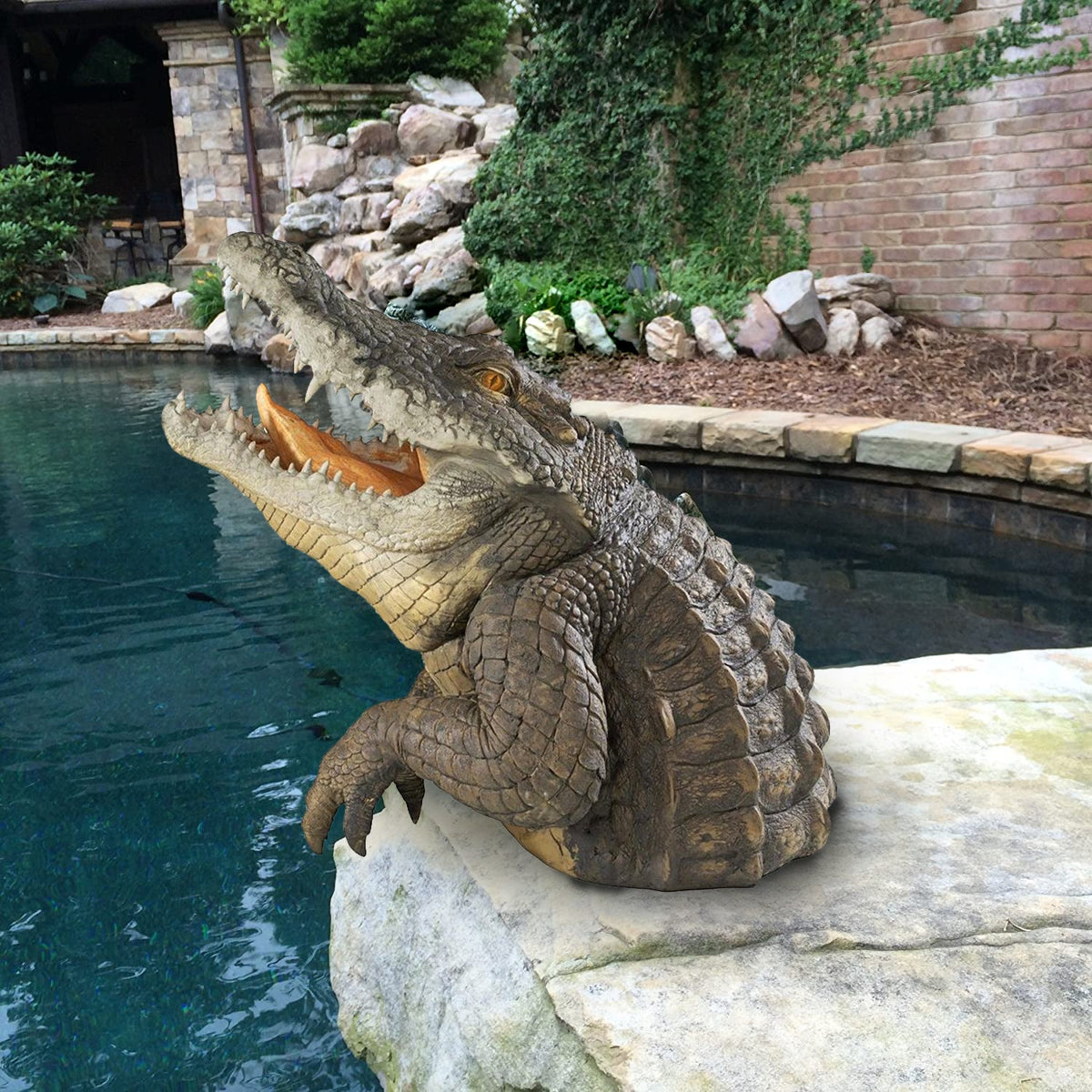 Crocodile Garden Statue Resin Waterproof Pond Decoration Wildlife Reptile Statue Pool Garden Accent Outdoor | Sansoti