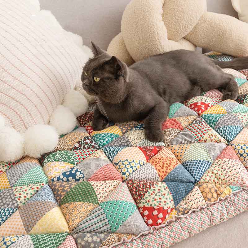 Cotton sofa cover with quilted protective layer 60x180cm non-slip furniture protector seat covers in various colors | Sansoti