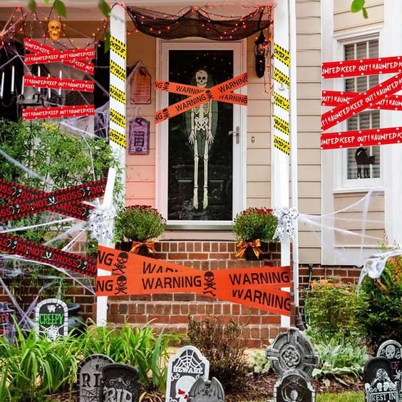 Halloween Barrier Tape with Skull Motif – Spooky Decorative Warning Tape for Parties and Themed Events | Sansoti
