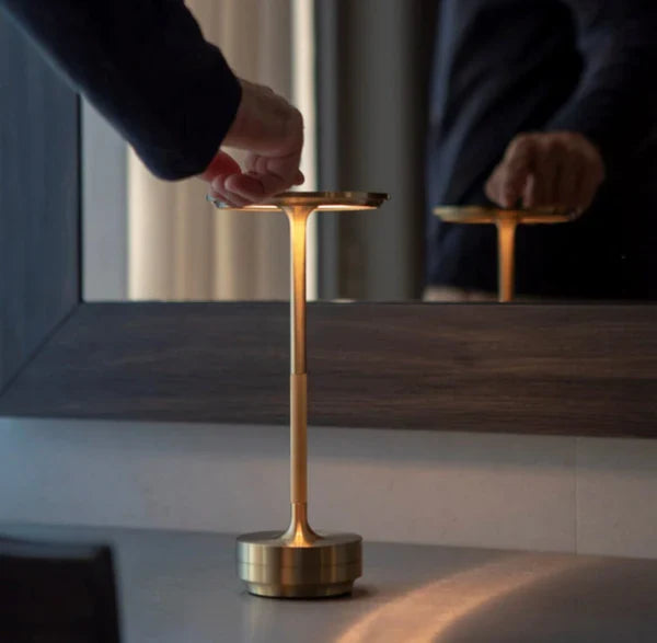 Lampe de table à intensité réglable, rechargeable et résistante à l’eau, en métal, avec commande tactile, sans fil, LED, éclairage d’ambiance | Sansoti