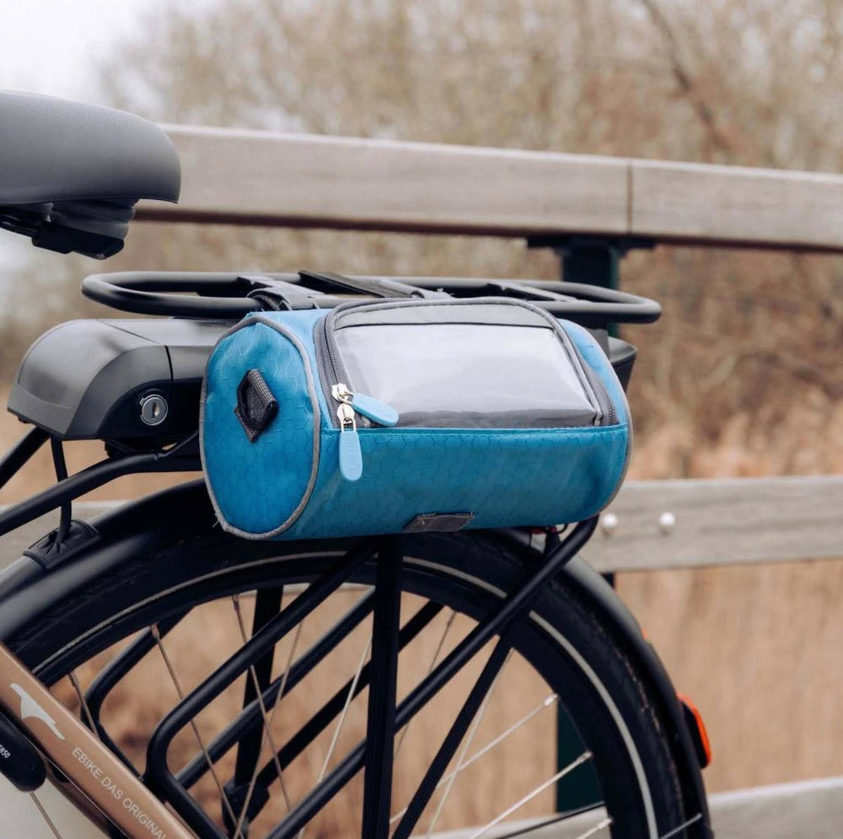 Stuurtas fiets met telefoonvenster waterdicht zwart blauw touchscreen bescherming veilig fietsen onderweg | Sansoti