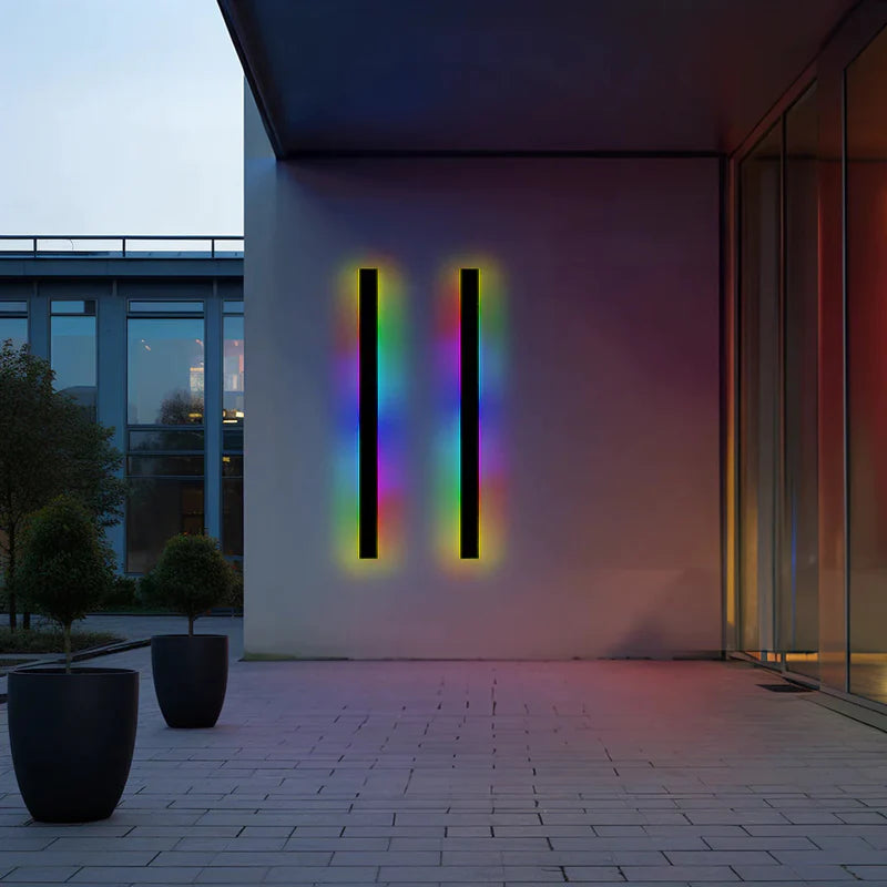 Aplique exterior LED negro de aluminio IP65 30-200cm moderno | Sansoti
