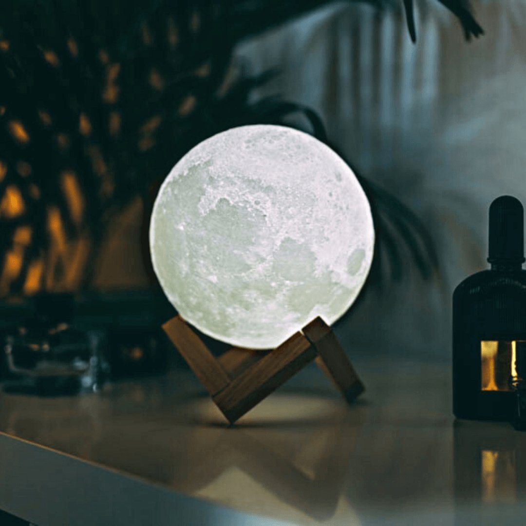 Moon Lamp with 3D Surface and Touch Control – Wireless LED Ambient Light on Wooden Stand in 4 Sizes | Sansoti