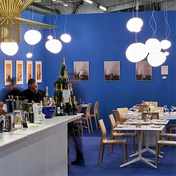 Lampa wisząca z ręcznie dmuchanego szkła, minimalistyczna, mlecznobiała, salon, jadalnia, E27, ciepłe białe światło | Sansoti