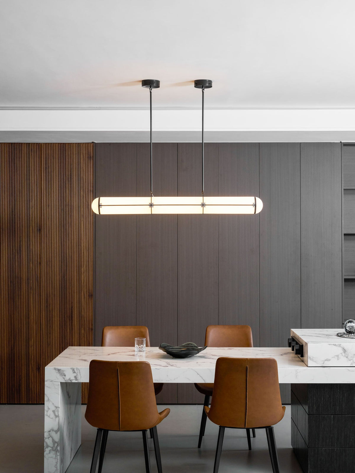 Endless Cylindrical Pendant Light, Modern Linear Lighting for Dining Table and Living Room, Integrated LED Floating Light Line, Architectural Lighting