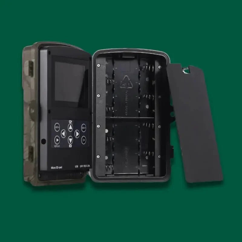 Wildlife camera with motion sensor & night vision | Trail camera for nature, garden & security