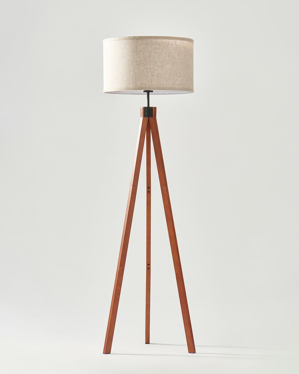 Floor Lamp Tripod Wooden Three-Legged 152cm With Fabric Shade LED | Sansoti