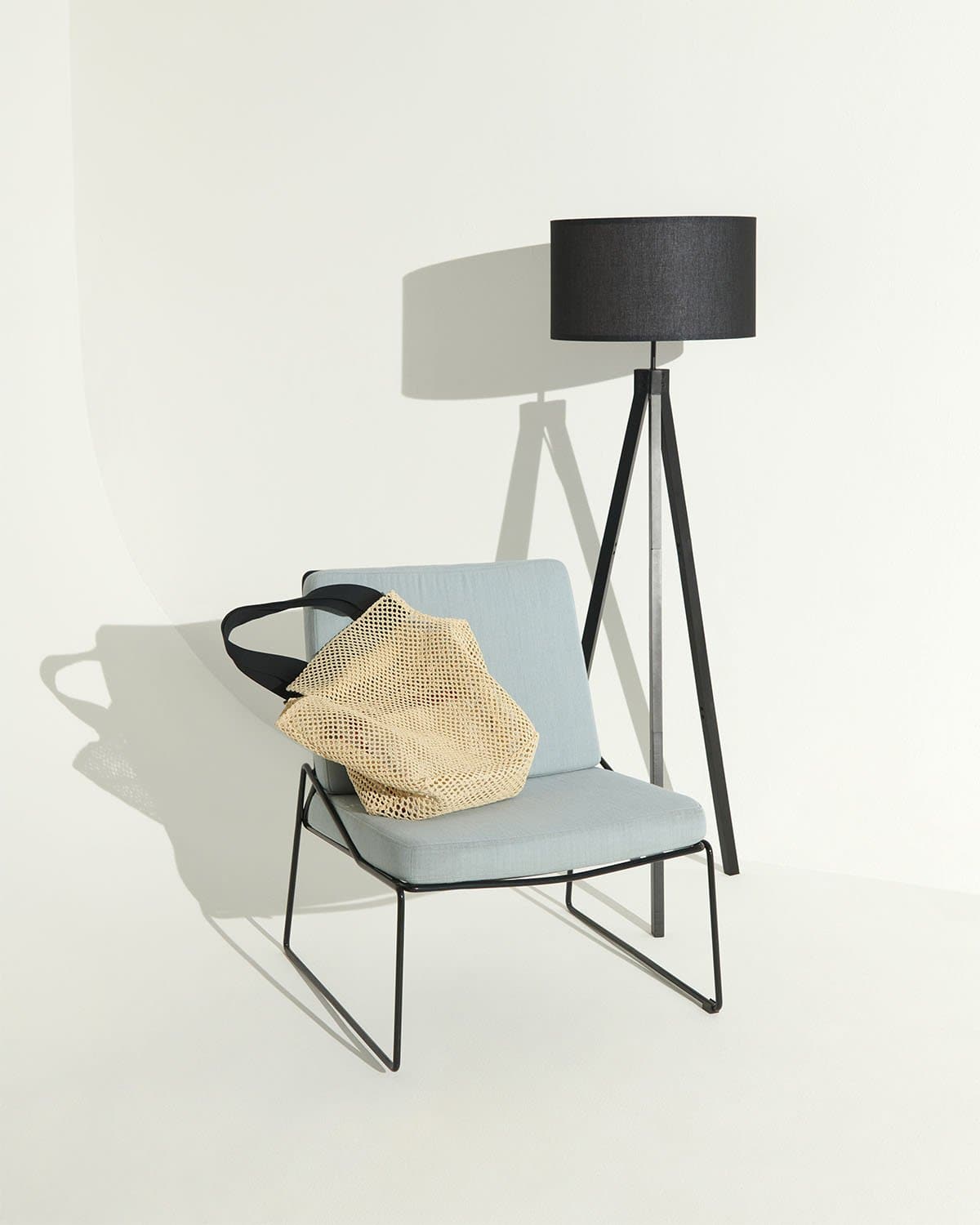Floor Lamp Tripod Wooden Three-Legged 152cm With Fabric Shade LED | Sansoti