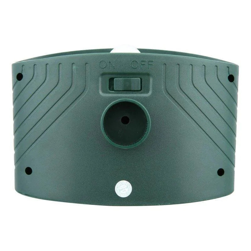 Solar-Powered Ultrasonic Deer Repeller – Effective Animal Deterrent for Garden & Yard within 48 Hours | Sansoti