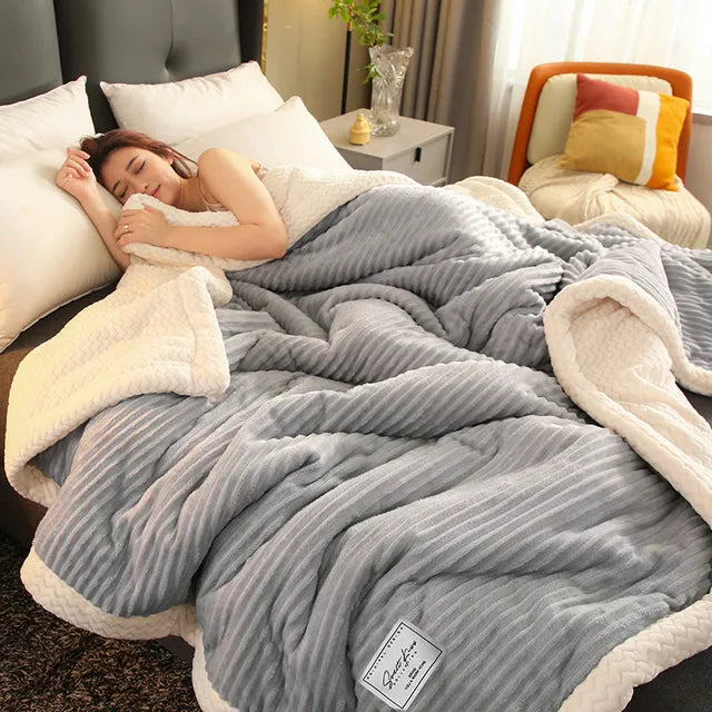 Weiche Fleece-Plaid Winterdecke Doppel Wärmedecke Sofadecke | Sansoti