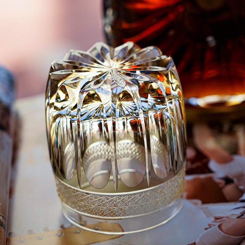Hand-Cut Amber Whiskey Glass with Starry Sky Pattern and Wooden Box | Sansoti