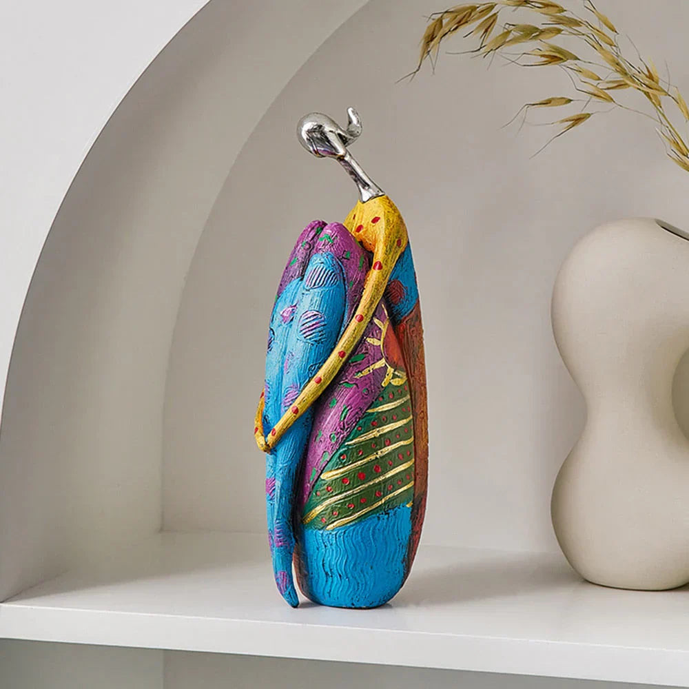 Handgemaakte Abstracte Vrouwenbeelden in Felle Kleuren – Elegante Harsen Sculpturen voor Woonkamer, Slaapkamer & Werkplek | Moderne Kunstdecoratie | Expressieve Interieurobjecten | Cadeau voor Kunstliefhebbers | Sansoti