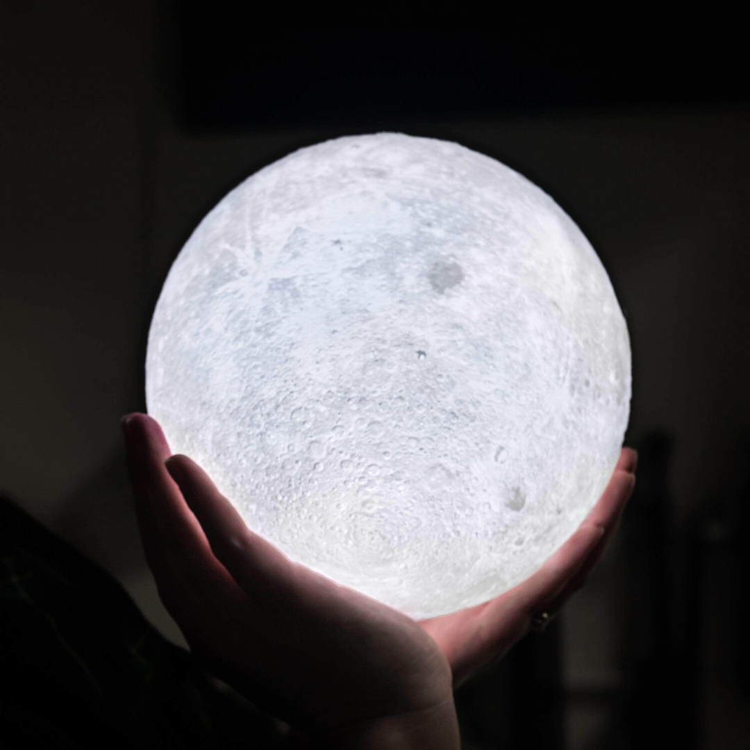 Moon Lamp with 3D Surface and Touch Control – Wireless LED Ambient Light on Wooden Stand in 4 Sizes | Sansoti