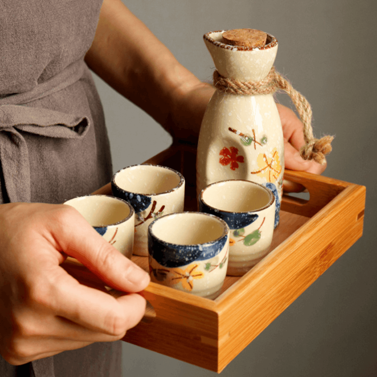 Japanese Sakura Sake Set with Decanter and Cups – Ceramic with Cherry Blossom Motif | Sansoti
