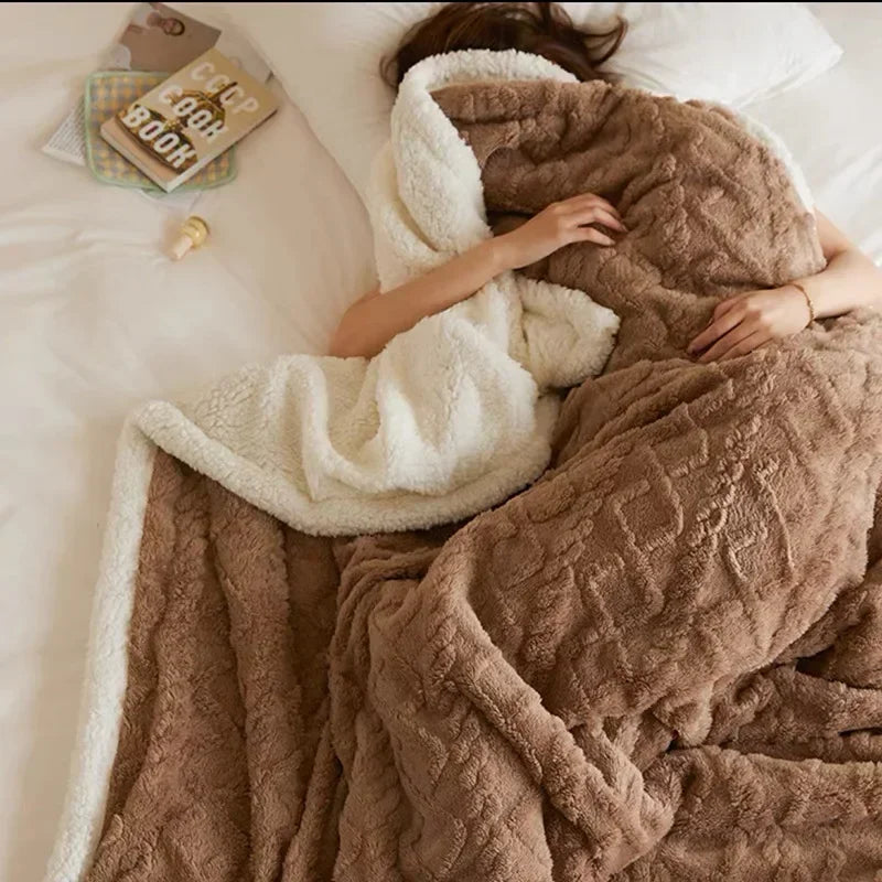 Weiche Fleece-Decke Dunkelbraun Grün Gelb Beige Blau Weiß Schwarz Leichtgewichtige Warme Kuscheldecke für Sofa und Bett Winterdecke für kalte Abende Schlafzimmer Wohnzimmer | Sansoti
