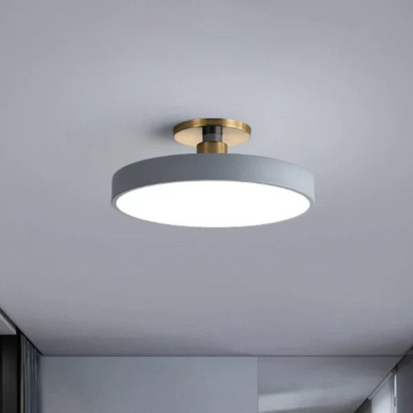 Ronde nordische plafondlamp met geïntegreerde led en zacht diffuus licht voor moderne interieurs | Sansoti