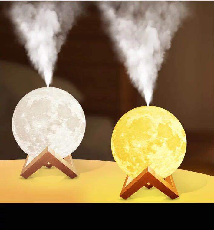 Moon-Shaped Humidifier with Night Light Function, 880 ml, Cool Mist Aromatherapy for Bedroom Wellness | Sansoti