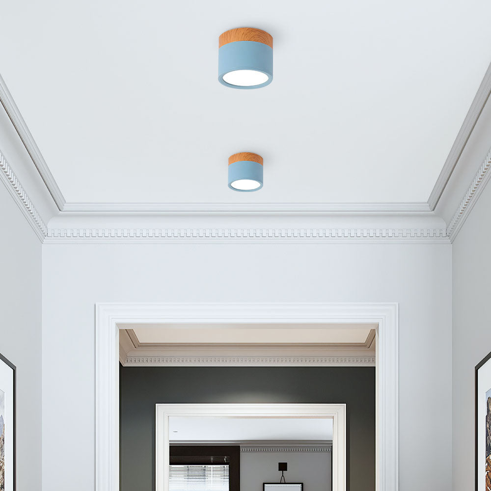 Plafonnier rond moderne en aluminium avec accents en bois et LED, éclairage scandinave pour entrée, salle à manger et salon | Sansoti