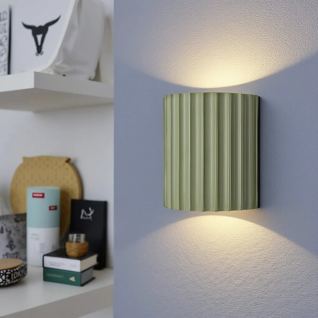 LED Wall Light with Ribbed Relief Bidirectional Light Dimmable Synthetic Resin 14x8x16.5cm Hallway Bedroom Living Room | Sansoti