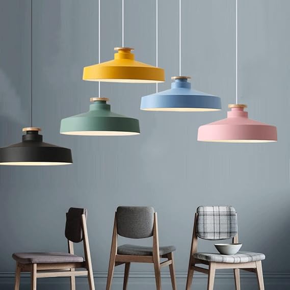 Suspension avec abat-jour en bois et accent en aluminium – Design scandinave pour salle à manger et salon | Sansoti
