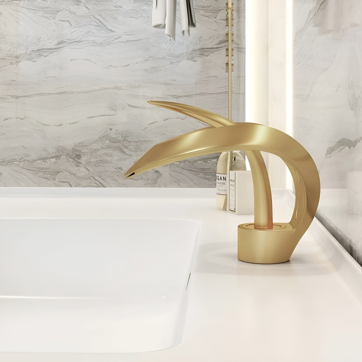 Robinet de lavabo design cascade mitigeur laiton moderne | Sansoti