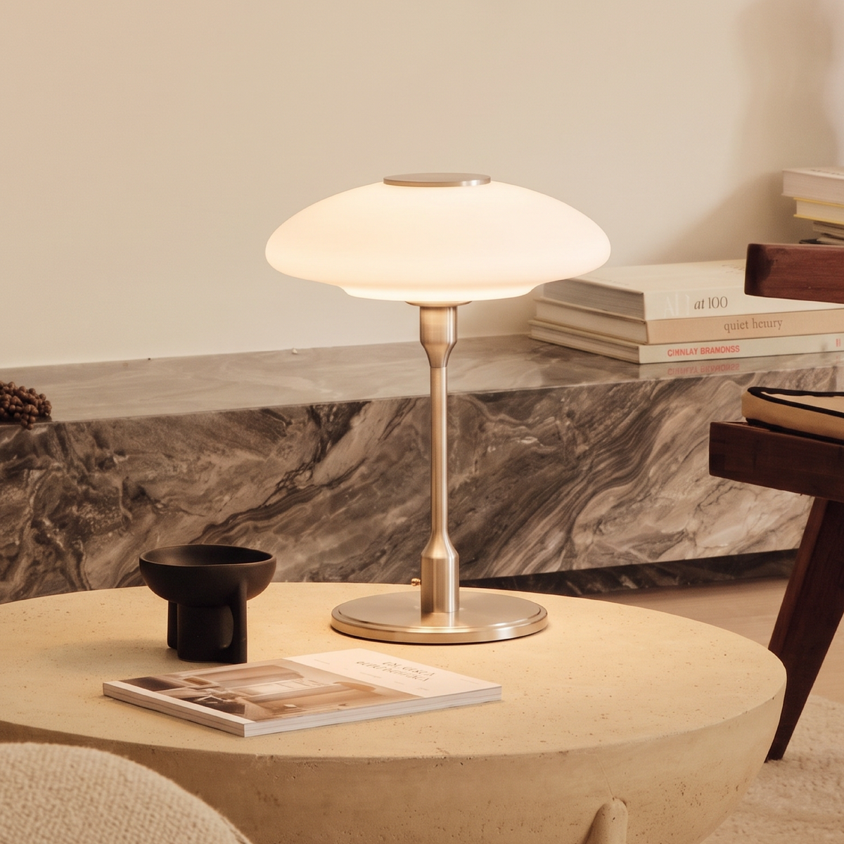 Modern Metal Table Lamp E14 Warm White LED Ambient Light Desk Bedside Table 30x42cm Scandinavian Design | Sansoti