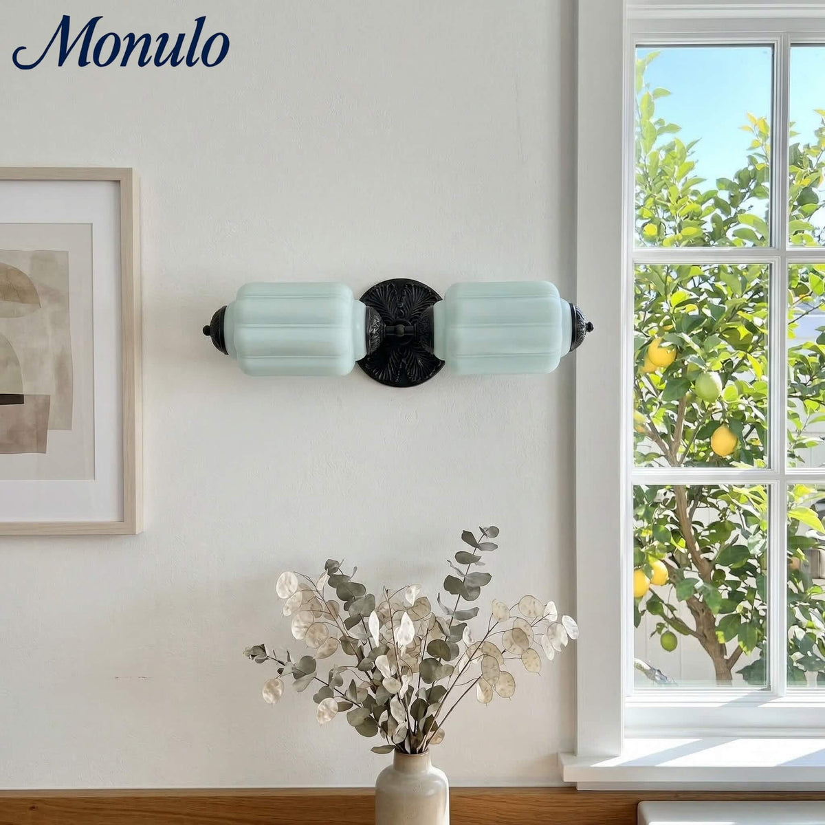 Applique murale Eloise Vintage en verre opalin festonné - Éclairage d'accent moderne pour salle de bain et chambre