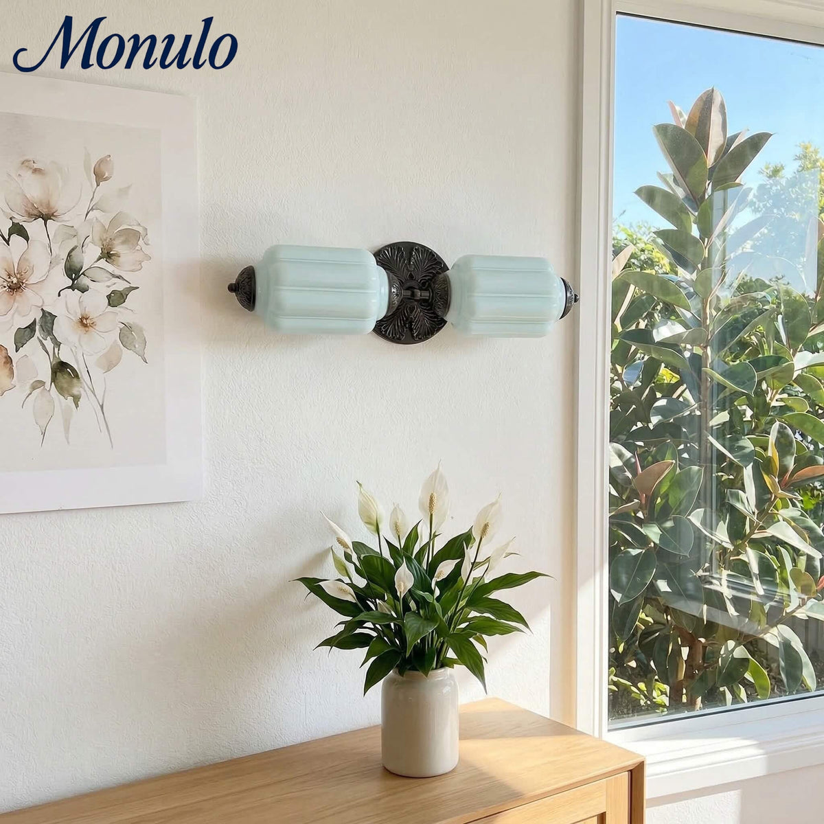 Applique murale Eloise Vintage en verre opalin festonné - Éclairage d'accent moderne pour salle de bain et chambre