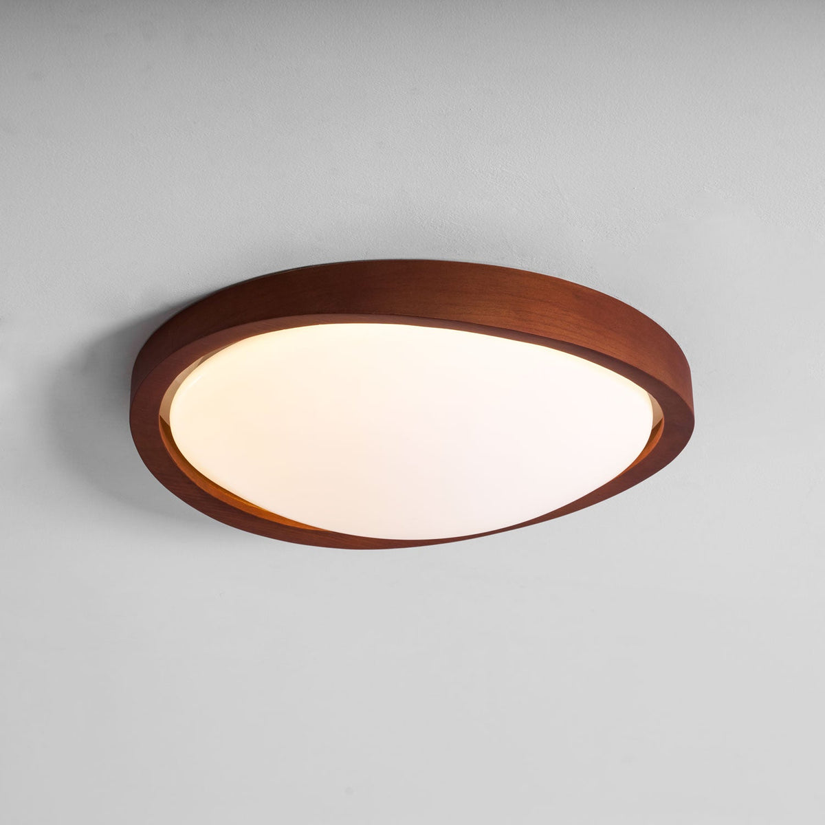 Wooden Ceiling Light with Curved Edge – Scandinavian Design with Walnut Finish & Warm Lighting for Living Room Bedroom | Sansoti
