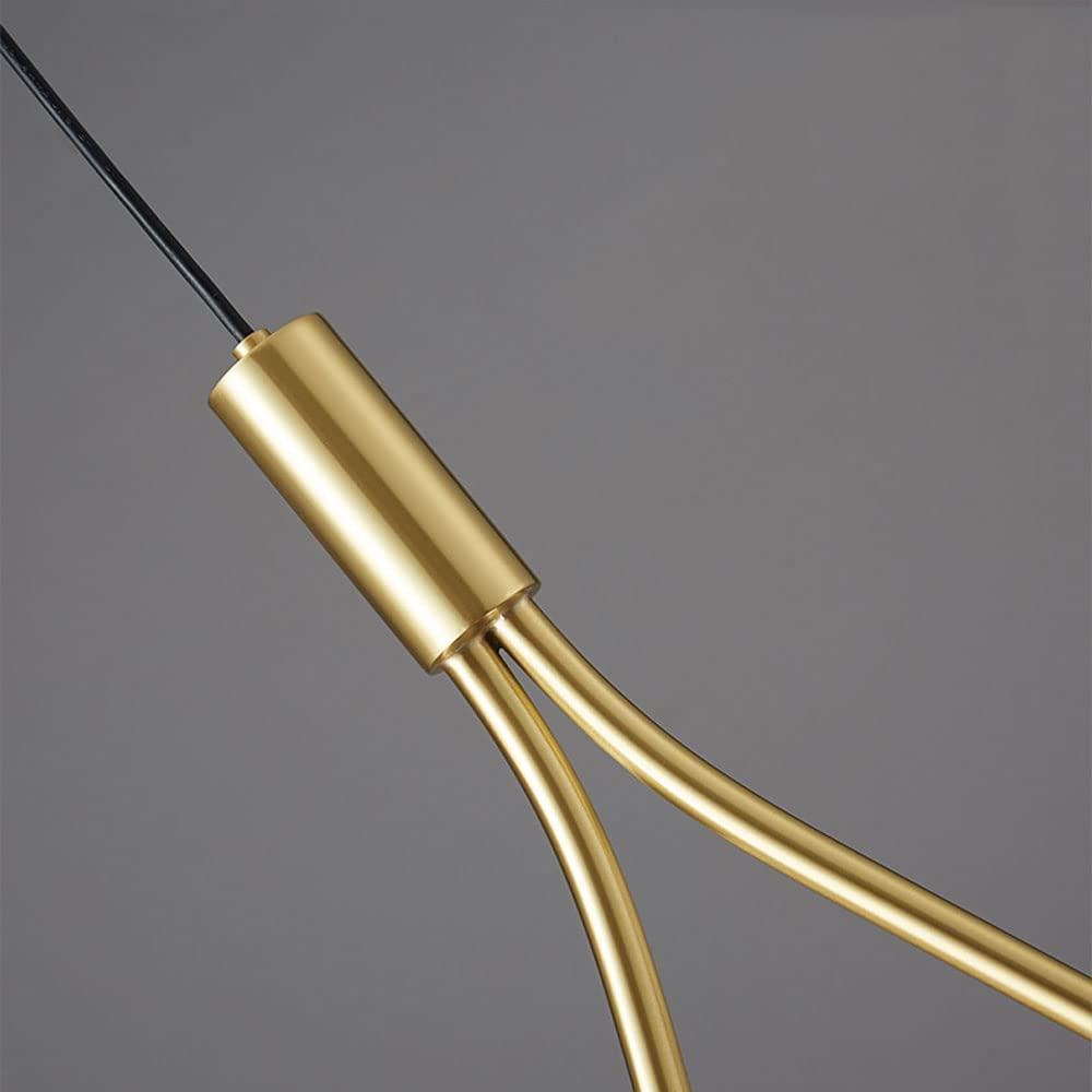 Suspension nordique au profil épuré – design noir et or | Sansoti