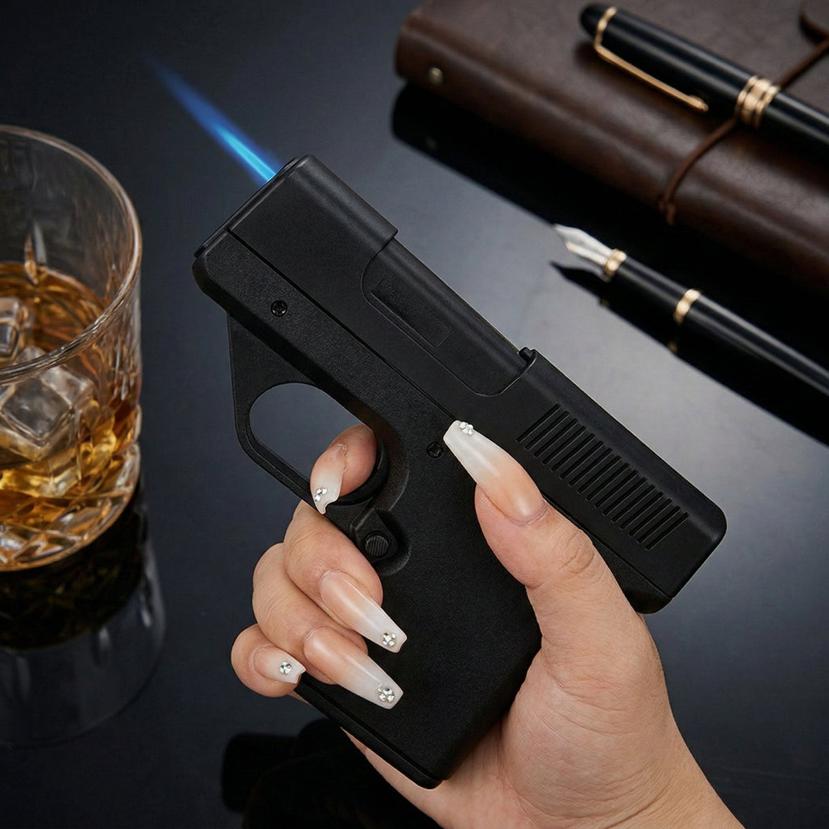 Briquet en forme de pistolet avec compartiment secret – Briquet jet rechargeable pour hommes | Sansoti