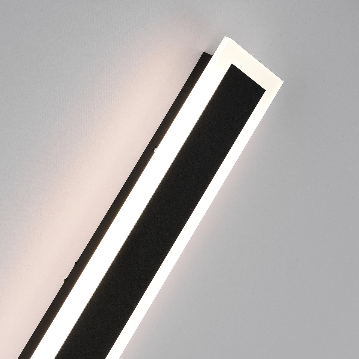 Lineare Außenwandleuchte Mattschwarz Acryl IP65 Wasserdichte LED-Beleuchtung für Garten, Terrasse und Fassade im Außenbereich | Sansoti