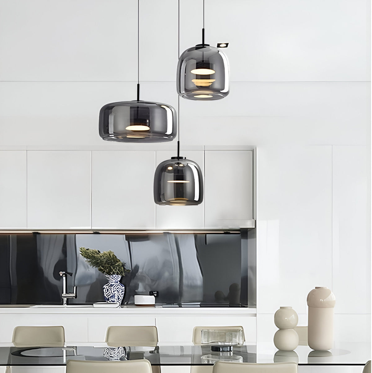 Lampa wisząca z dymionego szkła Retro Potrójna Ręcznie dmuchana Ściemniana Regulowana Czarna | Sansoti