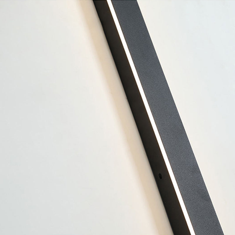 Aplique exterior LED negro de aluminio IP65 30-200cm moderno | Sansoti