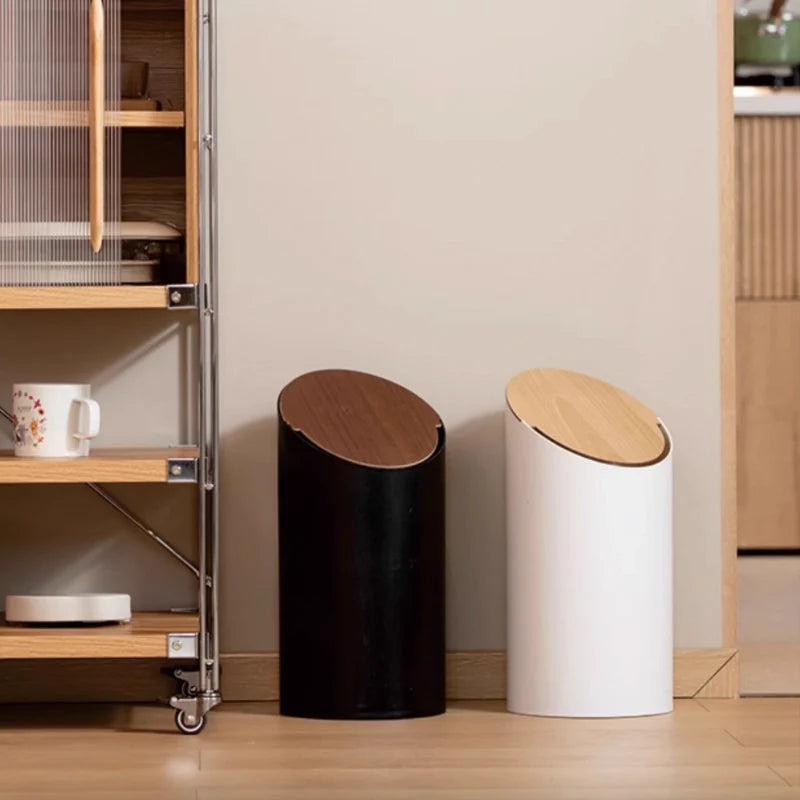 Japandi Afvalbak met Zwenkdeksel – Walnootkleurige Houten Afwerking en Minimalistische Vormgeving – 9L Zwenkafvalbak voor Badkamer en Kantoor | Sansoti