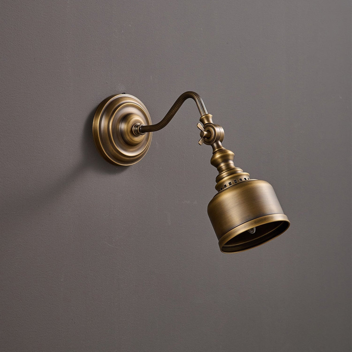 Adjustable Wall Lamp Reading Light Antique Brass Bronze Swan-Neck Style Bedroom Living Room Interior Lighting | Sansoti