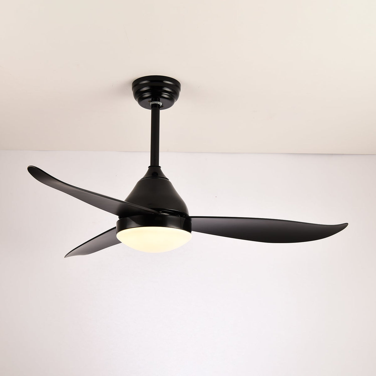 Modern Ceiling Fan Fia with Lighting 3 Speeds Remote Control ø106 cm Black White Wood Color | Sansoti