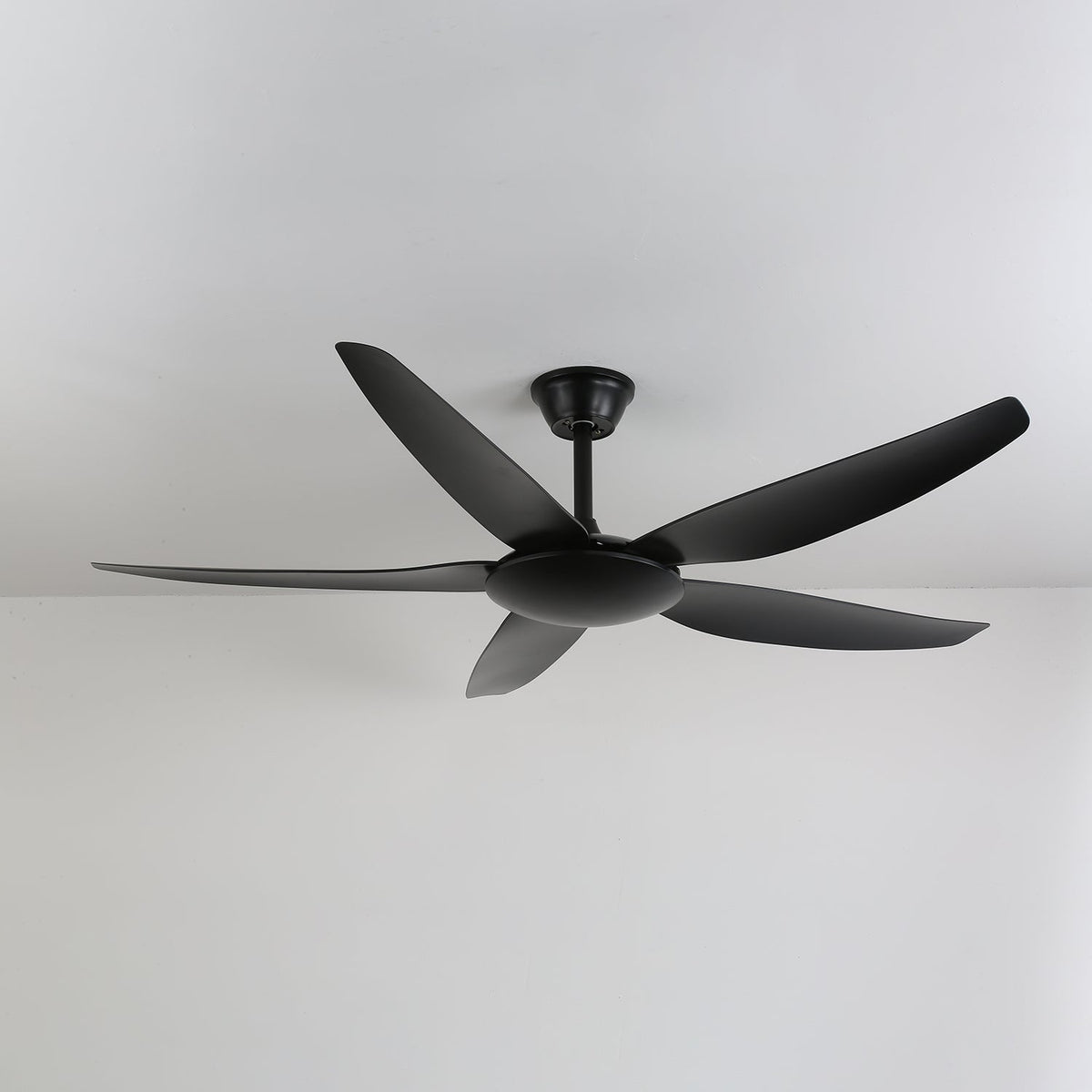 Minimalist Ceiling Fan with Lighting Ø132 cm — 6 Speeds & Remote Control | Sansoti