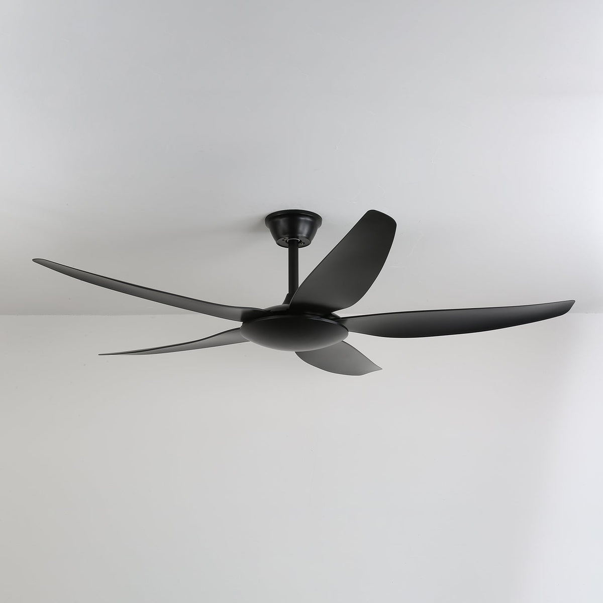 Minimalist Ceiling Fan with Lighting Ø132 cm — 6 Speeds & Remote Control | Sansoti