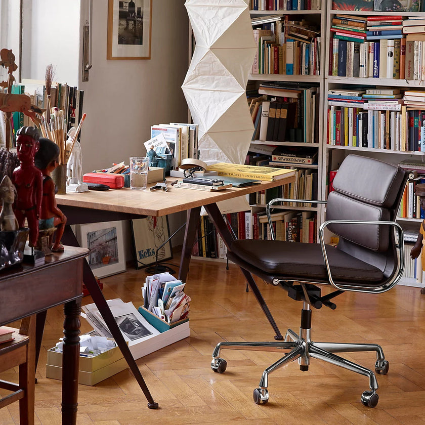 Lampadaire japonais Washi Centipede 190 cm fer noir fait main papier mûrier éclairage d’ambiance design Gifu 1951 | Sansoti