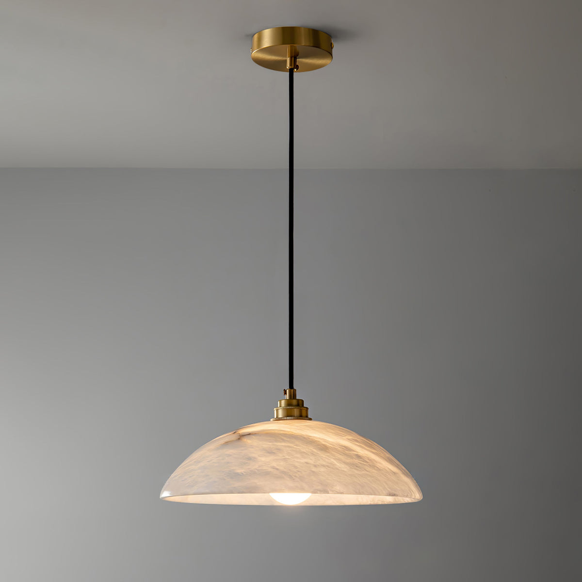 Koepelvormige Hanglamp Albast met Koperen Fitting – Ø30cm & Ø40cm – Natuursteen – Warme Uitstraling Eetkamer Keuken Woonkamer | Sansoti