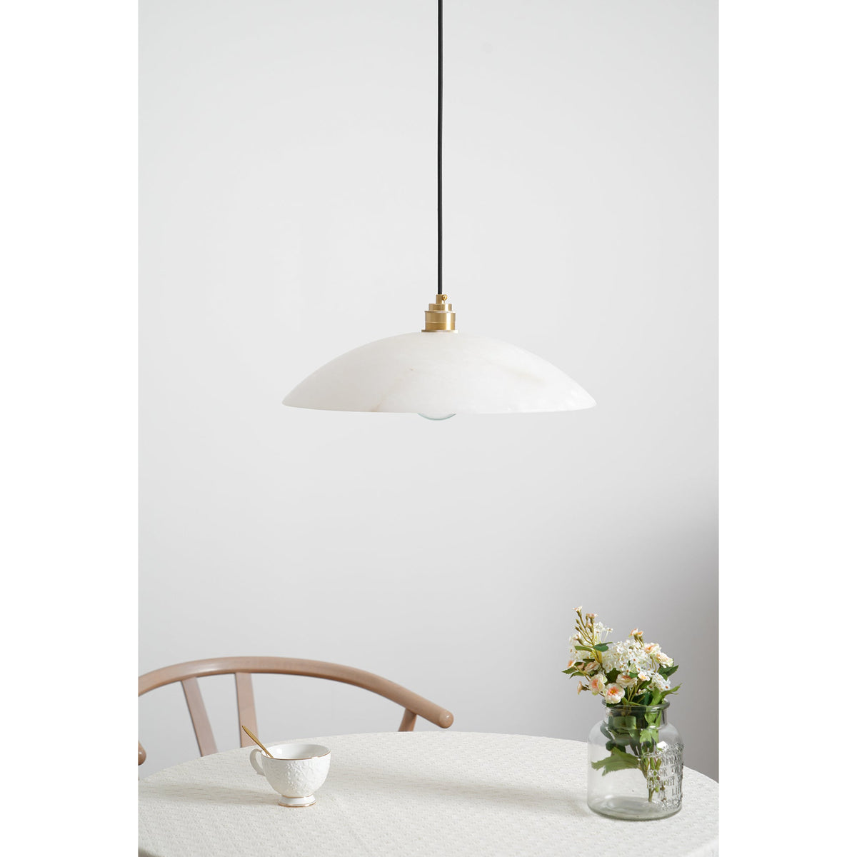 Koepelvormige Hanglamp Albast met Koperen Fitting – Ø30cm & Ø40cm – Natuursteen – Warme Uitstraling Eetkamer Keuken Woonkamer | Sansoti