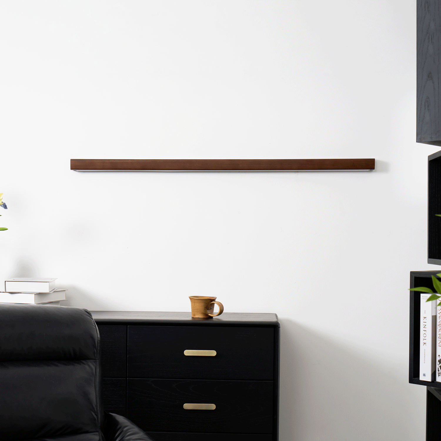 Holzwandlampe mit linearem Design, LED-Beleuchtung für Flur und Schlafzimmer, modern, minimalistisch, skandinavisch | Sansoti