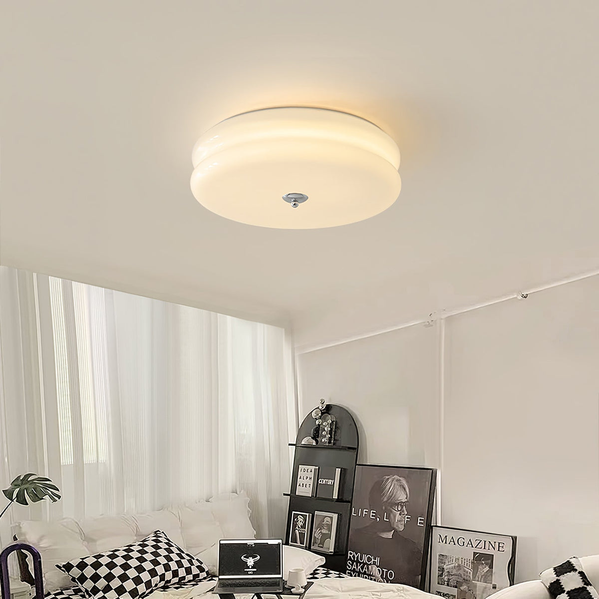 Art-Deco-Deckenleuchte mit geometrischem Design und warmem LED-Licht für stilvolle Interieurs | Sansoti