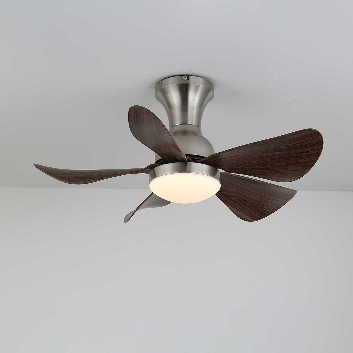 Deckenventilator Novaro Holz mit Beleuchtung – Leiser DC-Motor – Elegantes Skandinavisches Design | Sansoti