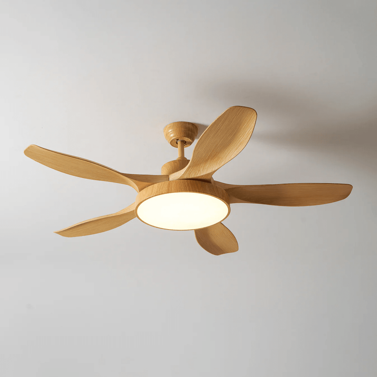 Design Ceiling Fan with Integrated Lighting StillWind – 132 cm Blade Span – Wood-Look ABS Blades – LED – Remote Control – 6 Speeds | Sansoti