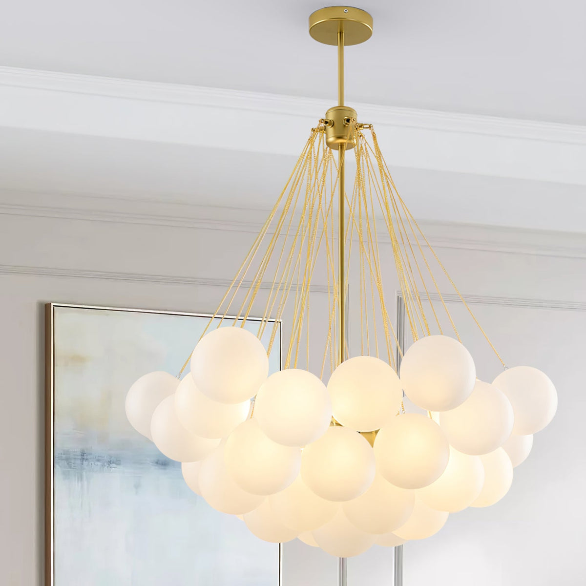 Handgefertigter gläserner Kugel-Kandelaber mit natürlicher Lichtstreuung – Elegante Glastechnik des 19. Jahrhunderts für eine warme Atmosphäre | Sansoti