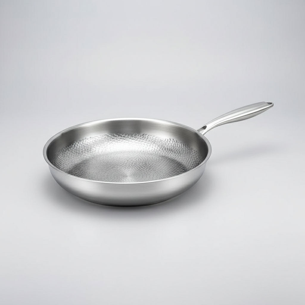 Gehämmerte Bratpfanne, induktionsgeeignet, antihaftbeschichtet, 100 % Titan, professionelles und gesundes Kochgeschirr für alle Herdarten | Sansoti